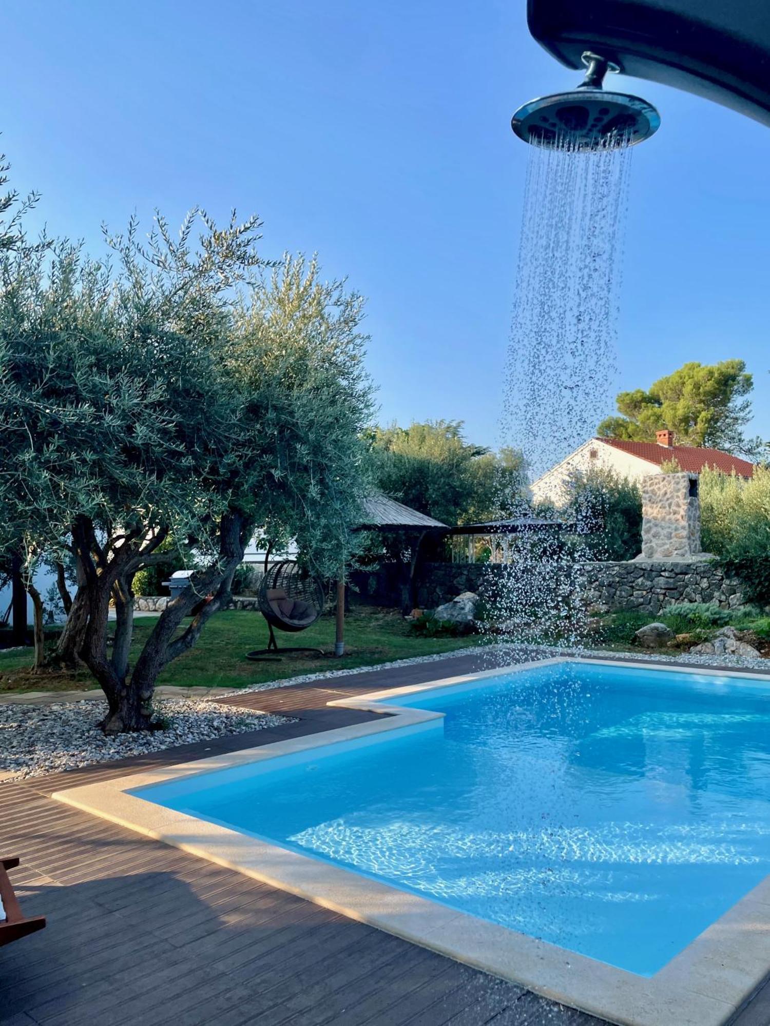 Villa Cimic Krk Town Extérieur photo