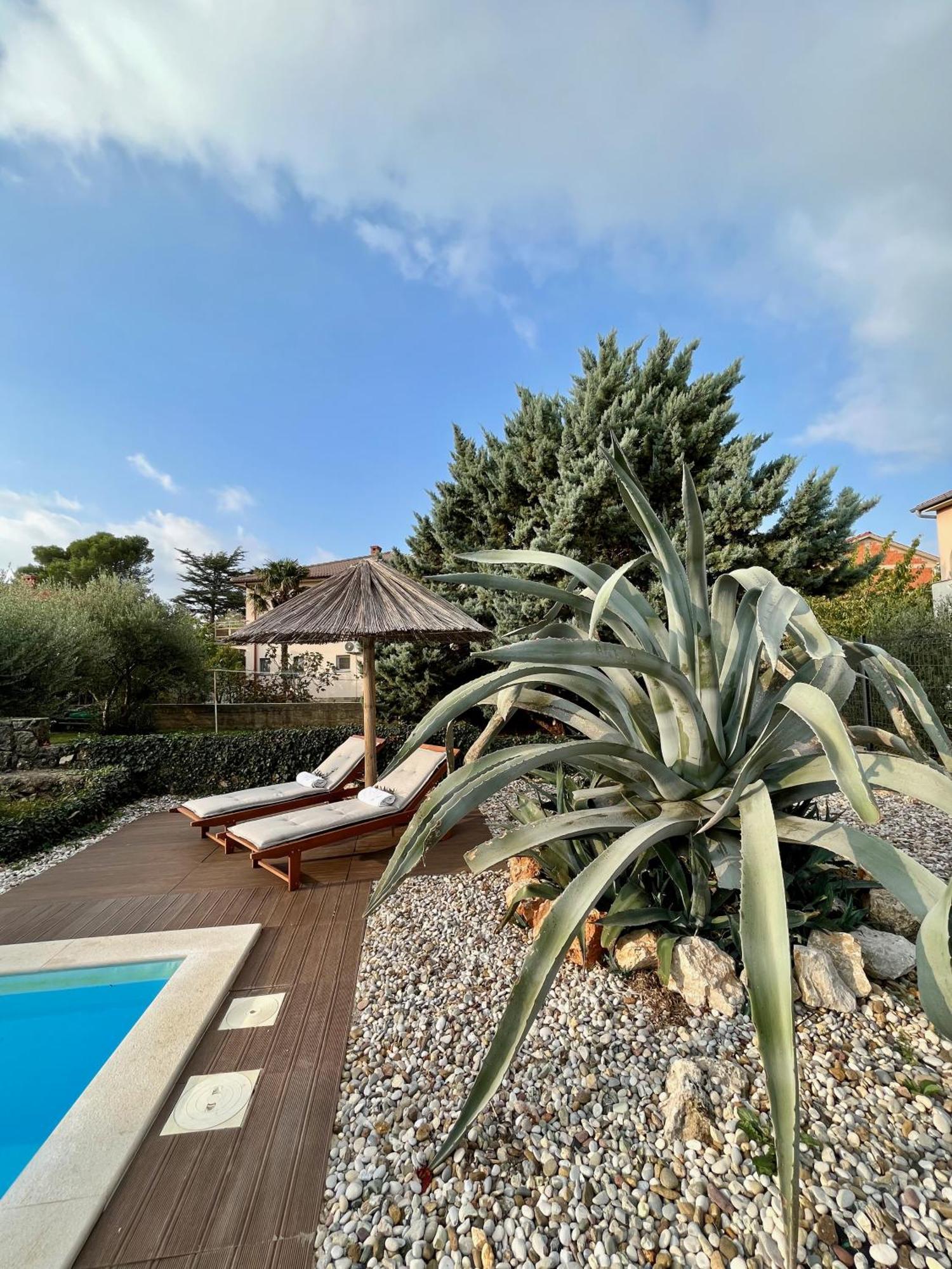 Villa Cimic Krk Town Extérieur photo