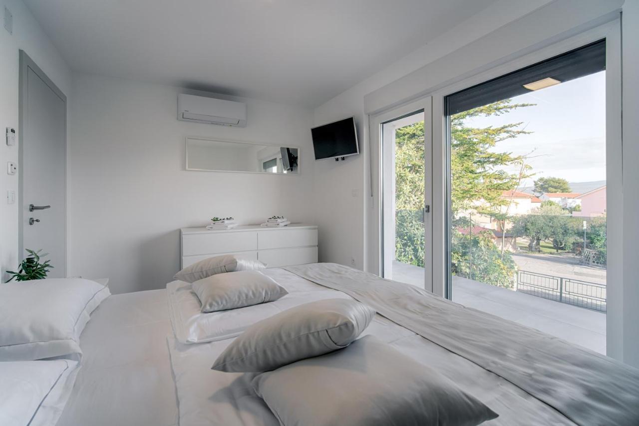 Villa Cimic Krk Town Extérieur photo